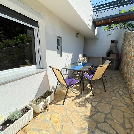 Villa Linda Crikvenica Exterior photo